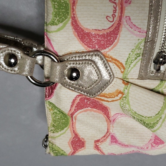 COACH Poppy Signature Summer Large Bag Purse Spacious Zipper closure EUC - Picture 4 of 16